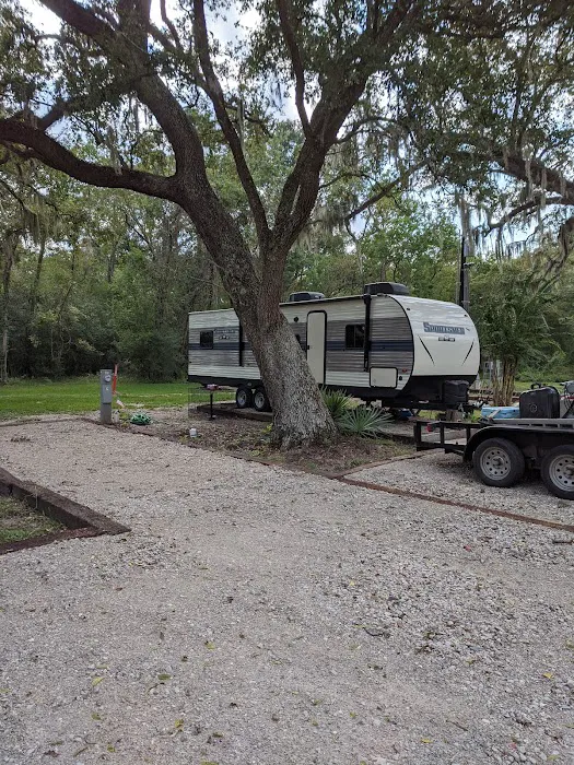 RV Park at 2 J's Farm 3
