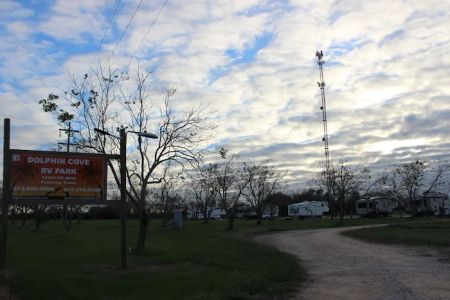 Dolphin Cove RV Park
