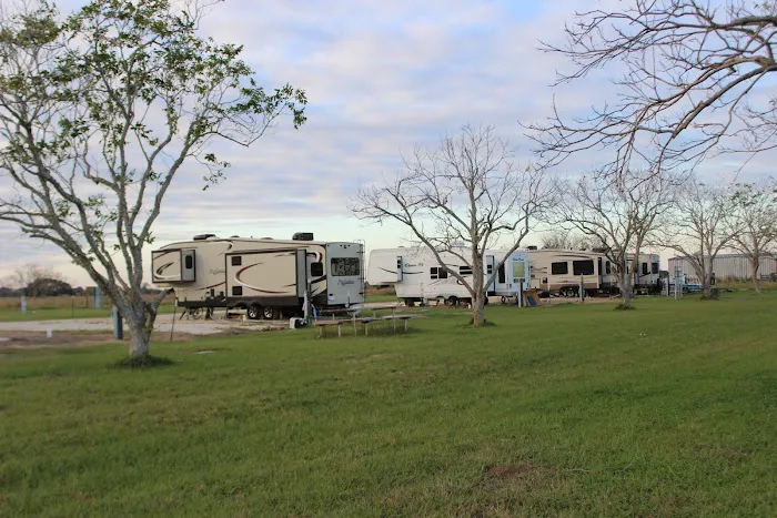 Dolphin Cove RV Park 9