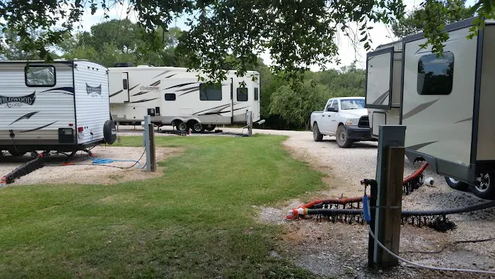 Harv's Paradise RV Oasis on the River 1