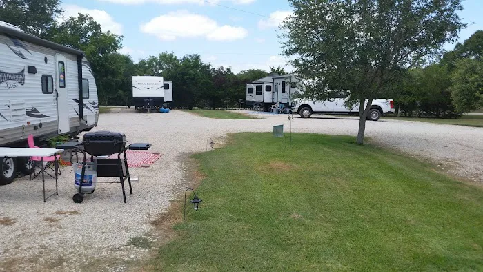 Harv's Paradise RV Oasis on the River 6
