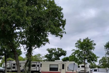 Cowboy Cabins & RV Park LLC
