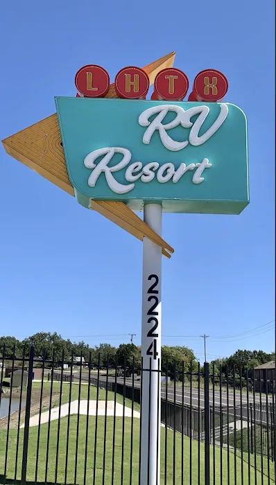 LHTX RV Resort 9