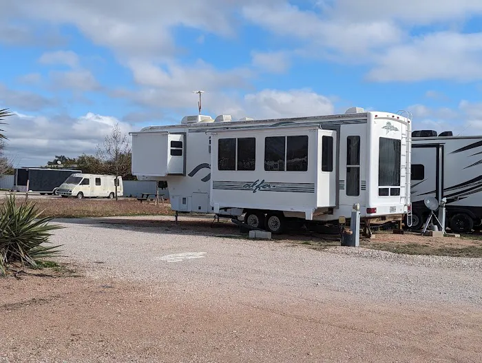 High Chaparral RV Park 10