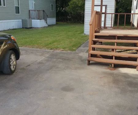 Lazy Wasp Manufactured Home Community