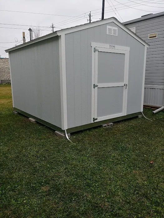 Lazy Wasp Manufactured Home Community 7