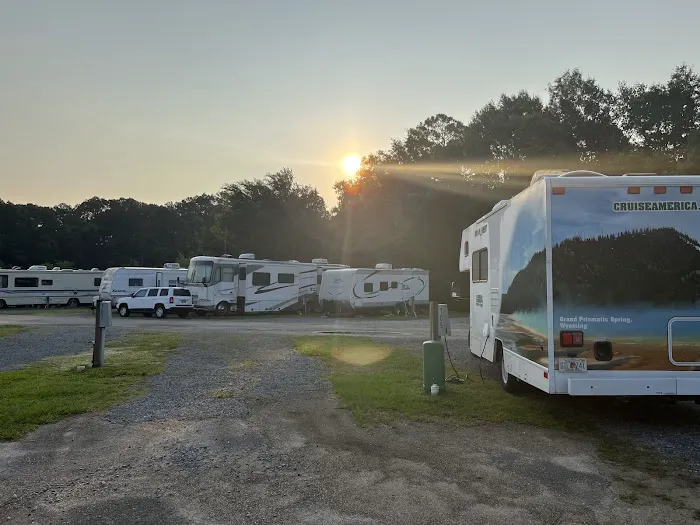 Oaklawn RV Park 7