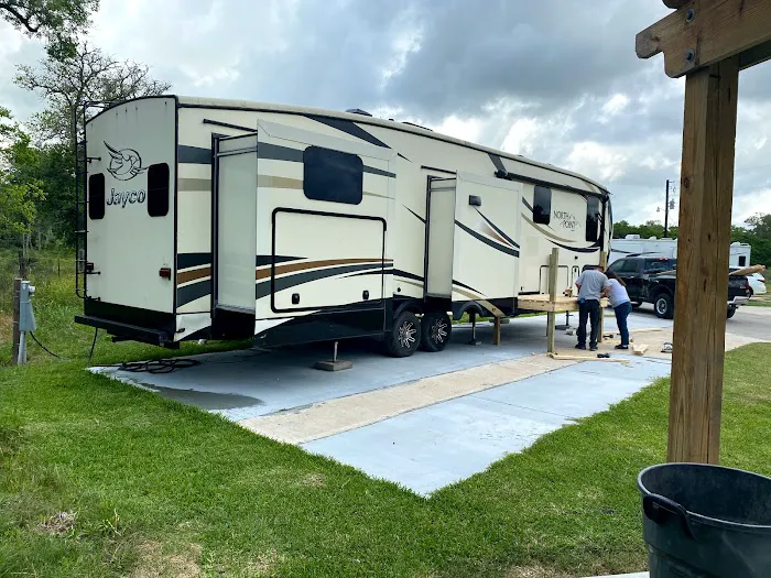 TripL RV Park 8