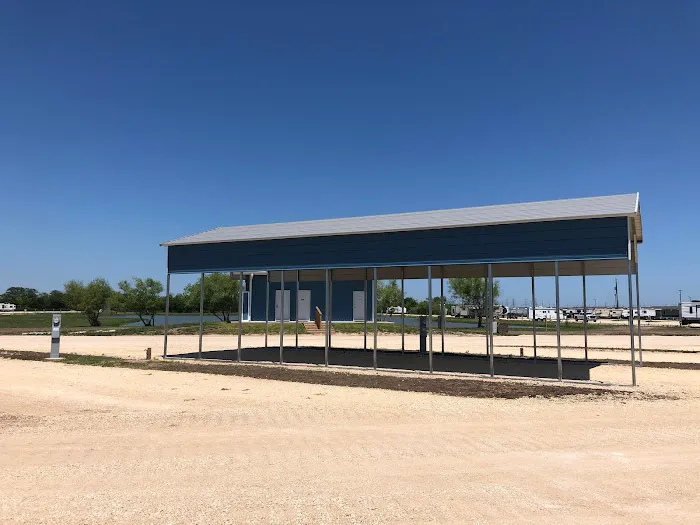Clute Mobile Home & RV Park 6