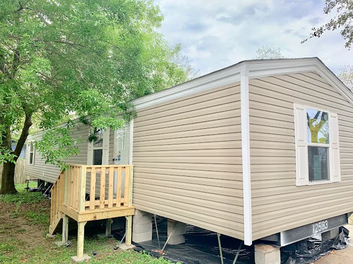 Clute Mobile Home & RV Park 11