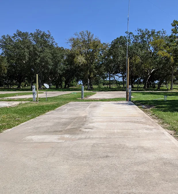 Quilly's Cozy Traveler RV Park 3