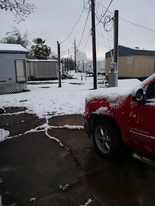 Brazos Mobile RV Park 3
