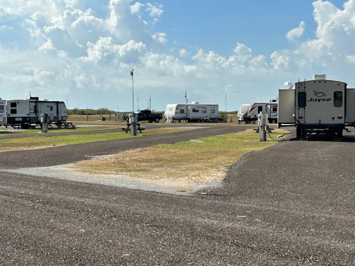 Coastal Bay RV and Cabin Rentals 4