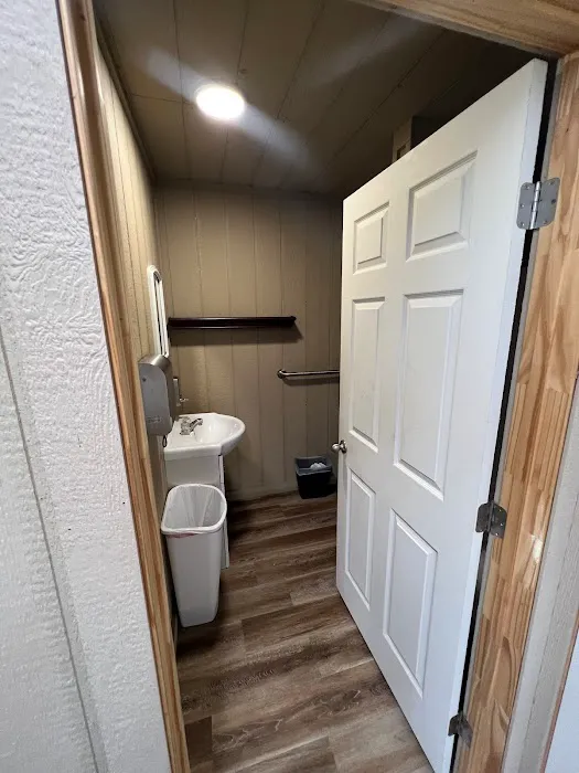 Coastal Bay RV and Cabin Rentals 9