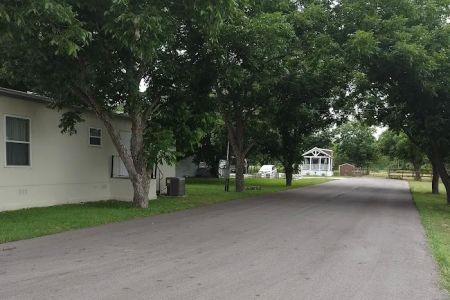 Pecan Plantation Mobile Home