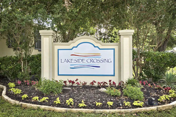 Lakeside Crossing - Manufactured Home Community 7
