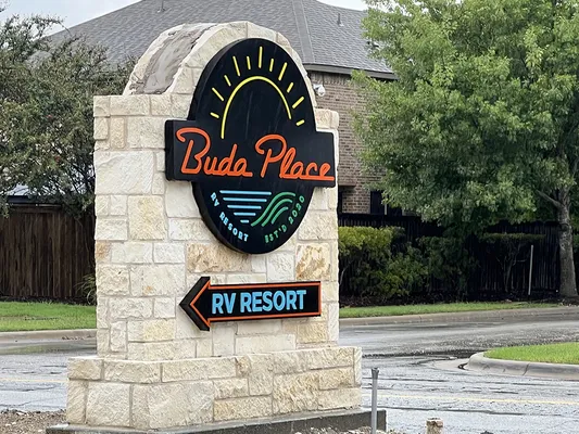 Buda Place RV Resort 1