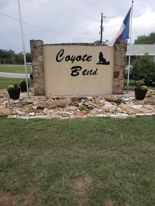 Coyote Bend Mobile Home & RV Prk 3