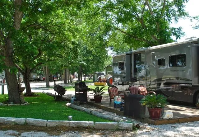 San Gabriel River RV Park 1