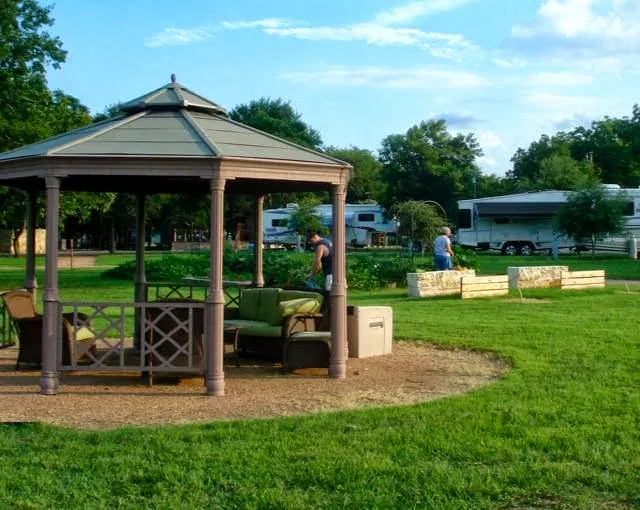 San Gabriel River RV Park 3