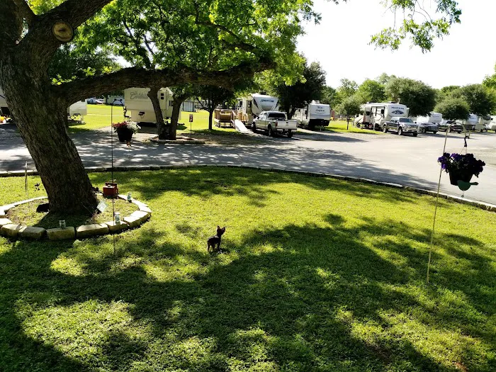 San Gabriel River RV Park 10