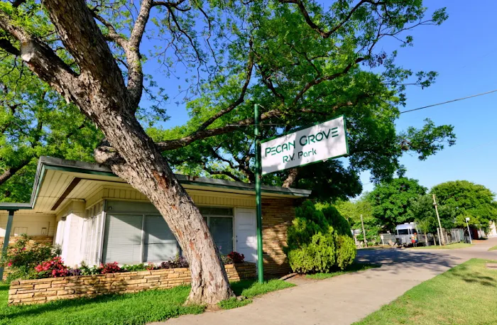 Pecan Grove RV Park 3