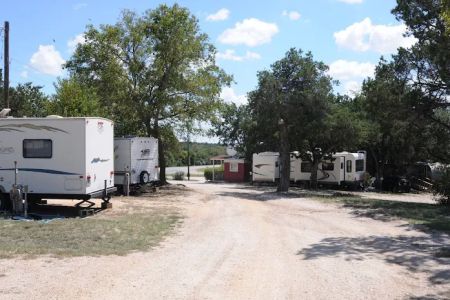 Patriot RV Park - Burnet