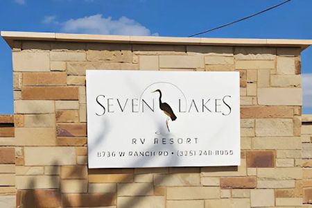 Seven Lakes RV Resort