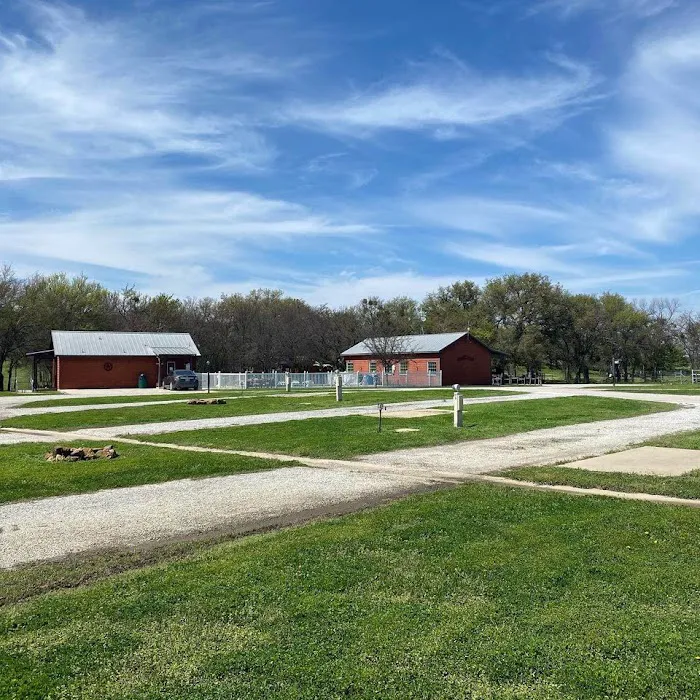 Coffee Creek RV Resort and Cabins 4