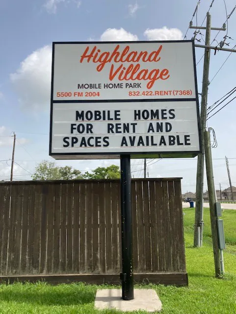 Highland Village Mobile Home Park 5