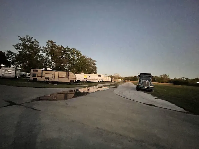 Lazy D RV Resort 7