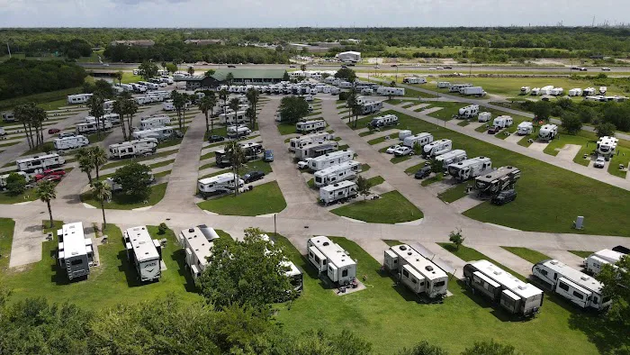 Ron Hoover Oasis RV Park 3