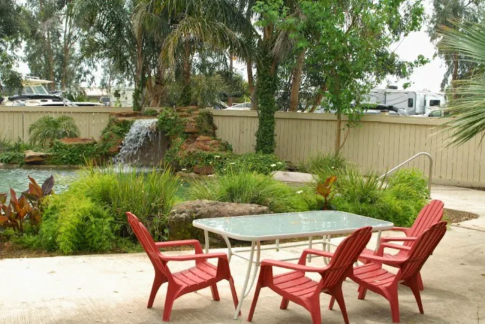 Ron Hoover Oasis RV Park 8