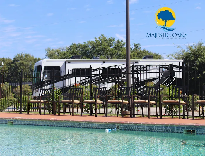 Majestic Oaks RV Resort 3