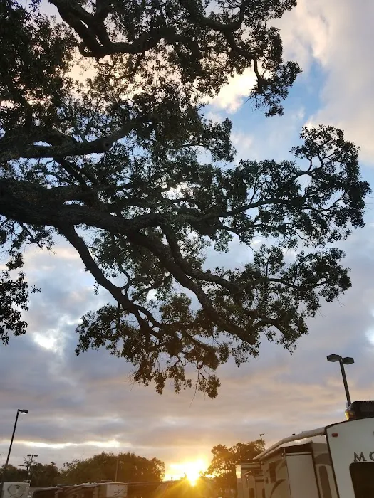Boomtown Biloxi RV Park 6