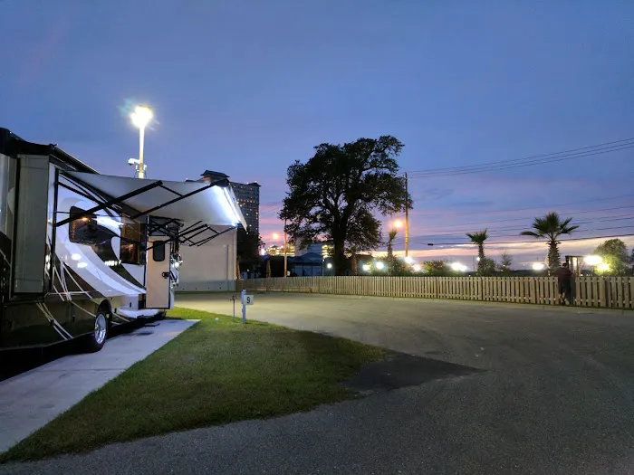 Boomtown Biloxi RV Park 8