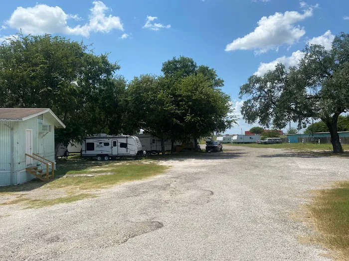 Pecan Grove RV Resorts 9