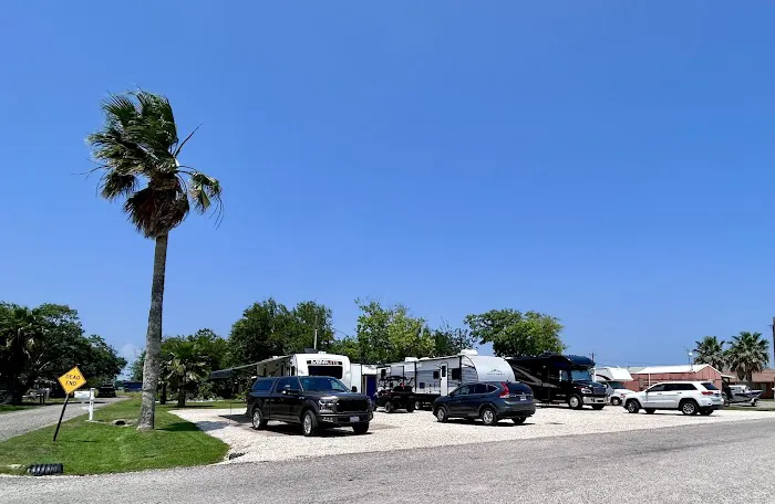 Pelican's Post RV Park 5