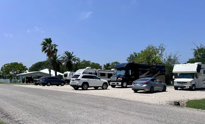 Pelican's Post RV Park 9