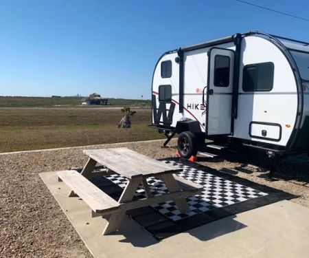 Magnolia Beach RV Park - Port Lavaca Texas