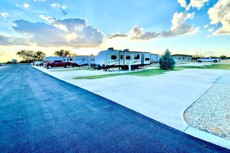 Pecan Springs RV Resort