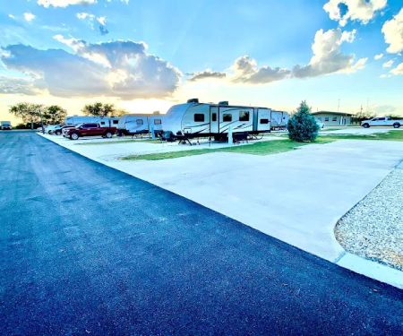 Pecan Springs RV Resort