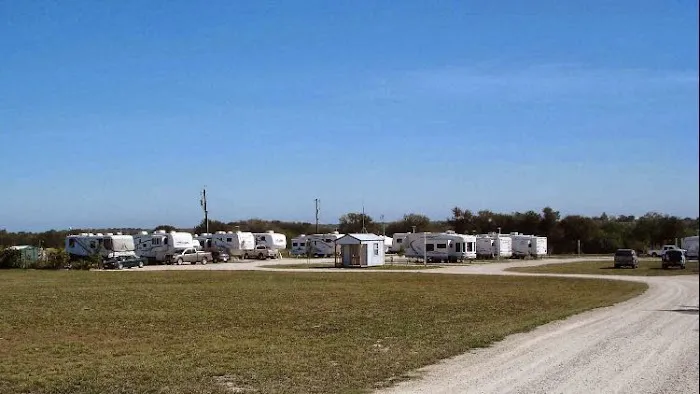 Patriot RV Park - Seguin 2