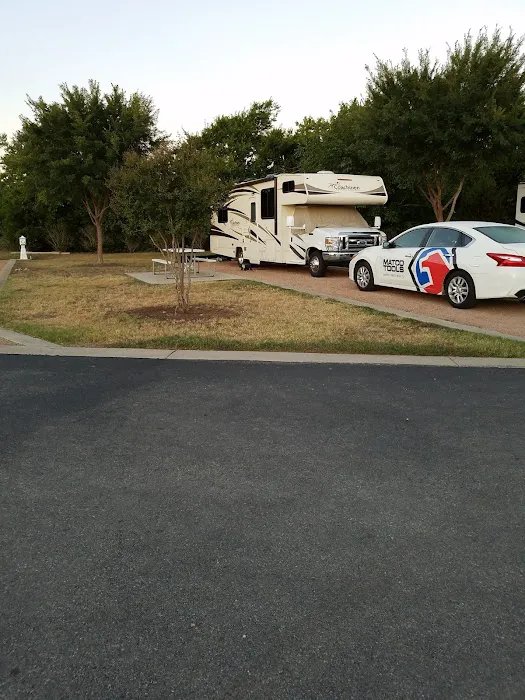 Sun Outdoors Lake Travis 9