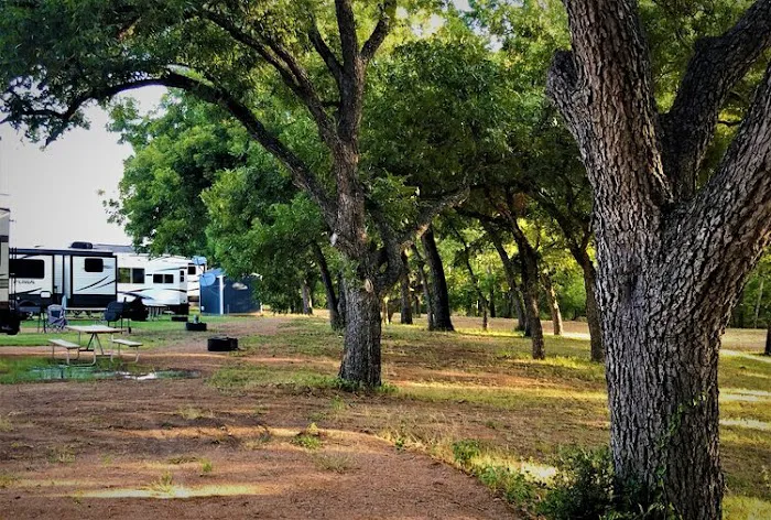 Two Rooster Ranch RV Park 2