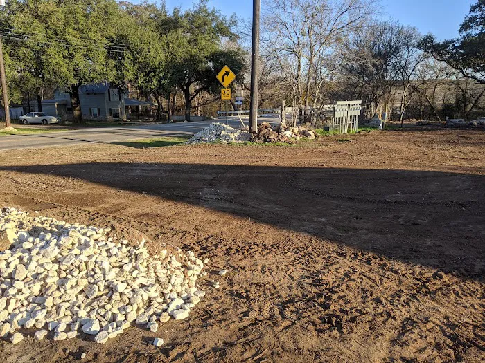 6 Oaks Tiny Home (and RV Park) 5