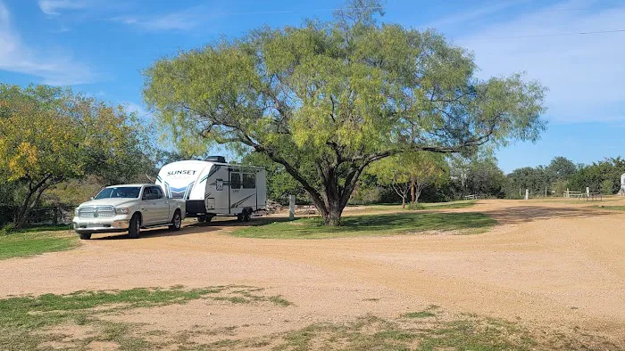 Kingsland Slab RV Camp 7