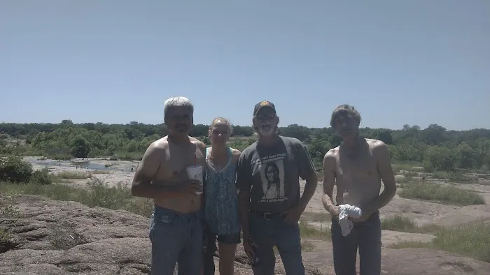 Kingsland Slab RV Camp 10