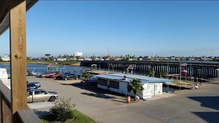 Louis' RV Park & Cabins 4