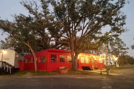 Cozy Rosy RV Resort & Glampground